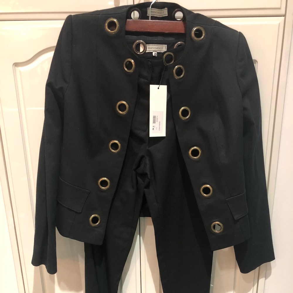 Pant suit set. Made in France Size M (8- 10)